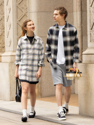 【送料&関税込】CourrA¨ges Hooded T-shirt TREDEN OVER Cotton T-shirt｜ホワイト｜ボーイズ｜DIESEL