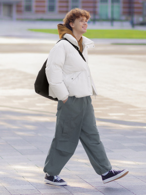 GU公式 | ふかふかキャンバススニーカー