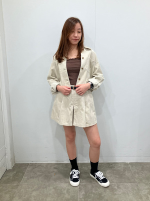 GU公式 | ブラフィールシャーリングクロップドチューブトップ