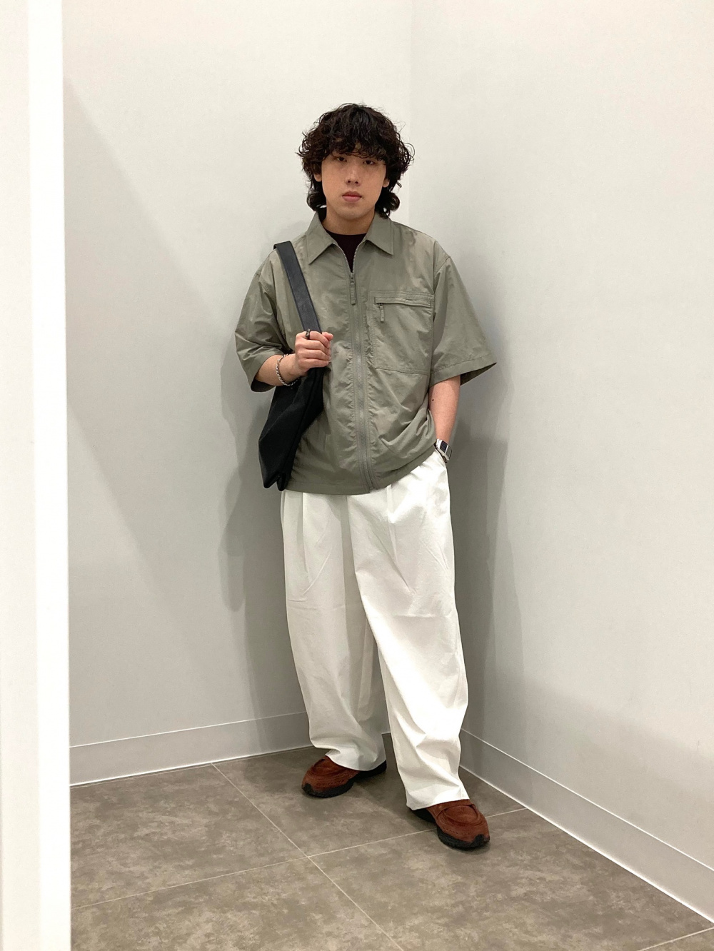 Nylon Zip Parachute Pants、Nylon Zip-Up Shirt/Halfslv」| GU的穿搭理念