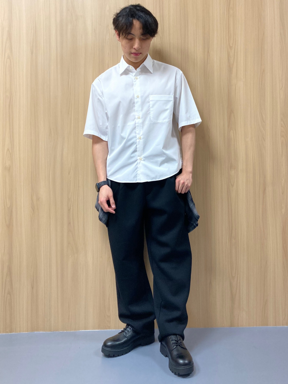 トップス GUV ROVER Broadcloth Oversized Shirt/Halfslv、Zip-Up Shirt」| GU的穿搭理念