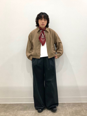 正規店買付【FENDI】ベージュ ウォッシュドクロップド Tシャツ 正規店買付【FENDI】ベージュ ウォッシュドクロップド Tシャツ