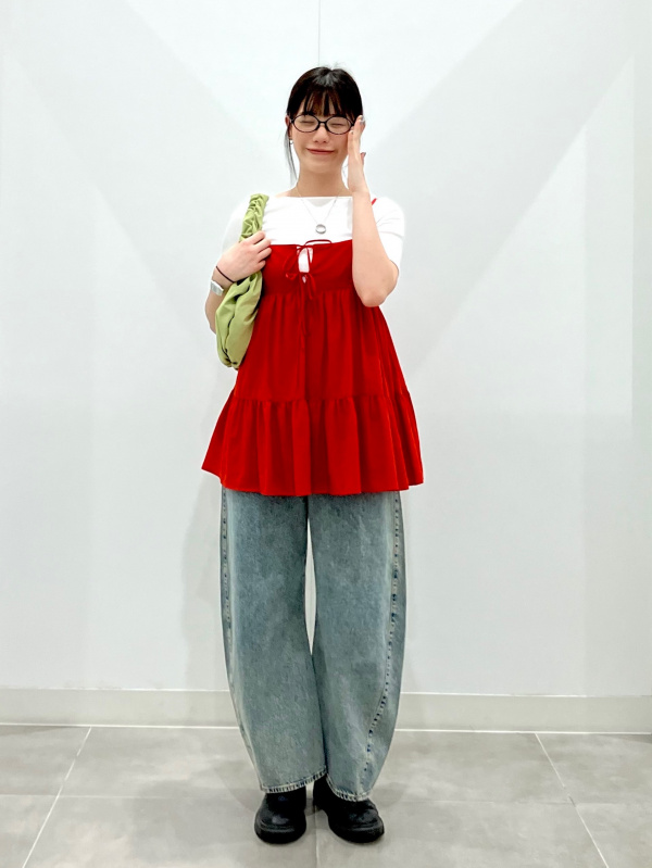 Ribbed Boat Neck T-Shirt、Satin Relaxed Pants」的穿搭靈感｜GU