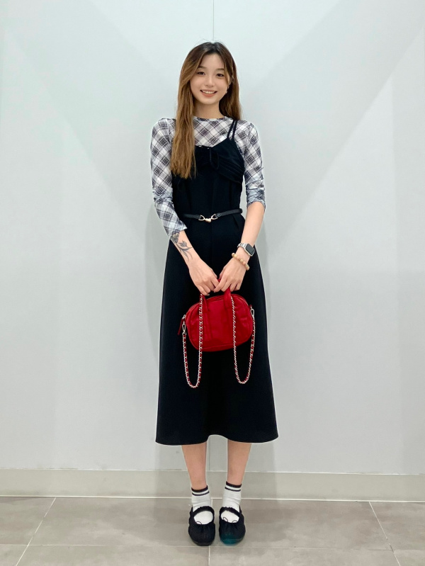 Crew Neck Sweater/Sleeveless/ST、Oxford Shoes/MN」的穿搭靈感｜GU