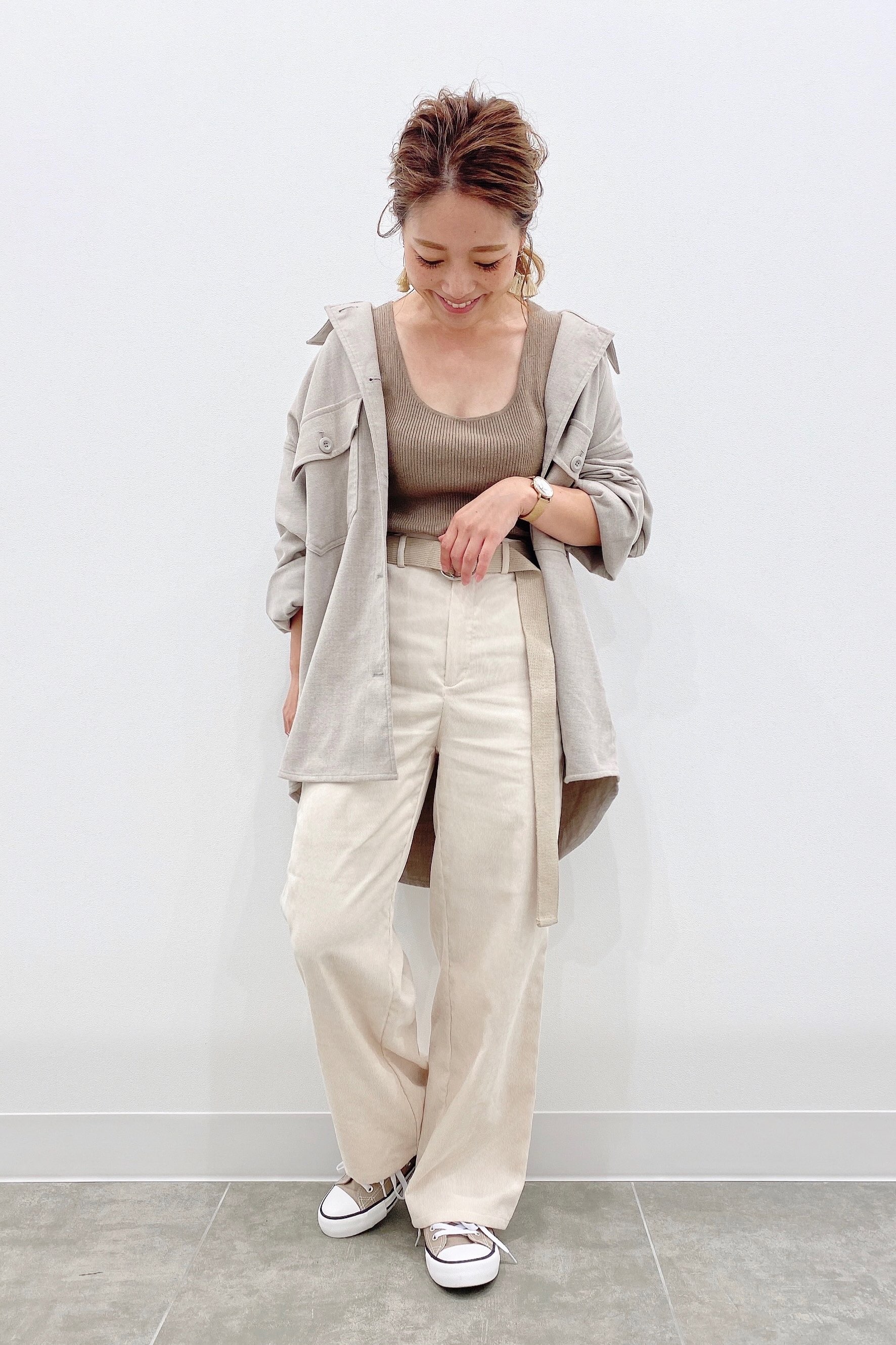 リブニットタンクトップとcpoジャケットのコーデ Gu公式 Styling Book
