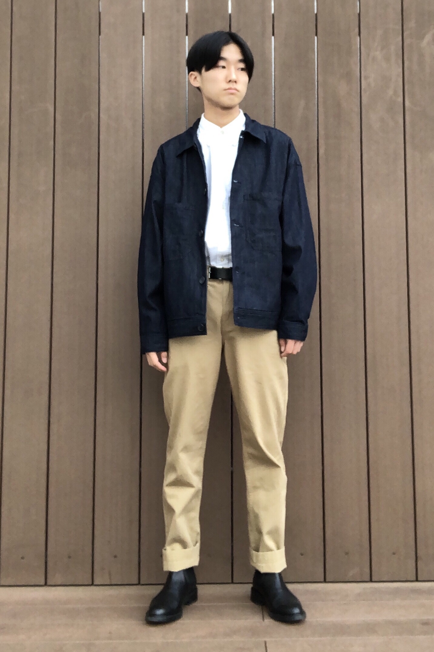オックスフォードシャツ 長袖 とデニムシェフジャケット セットアップ可能 のコーデ Gu公式 Styling Book