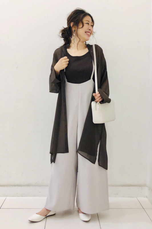 シアーバンドカラーロングシャツ」のレディースのコーディネート一覧