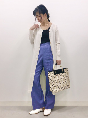 GU公式 | ブラフィールリブレースタンクトップ