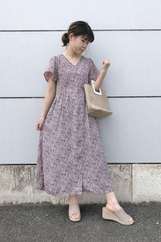 花柄 プリント ワンピース 半袖 ドレス レースアップ クラシカル フラワープリントレースアップワンピース」のレディースの