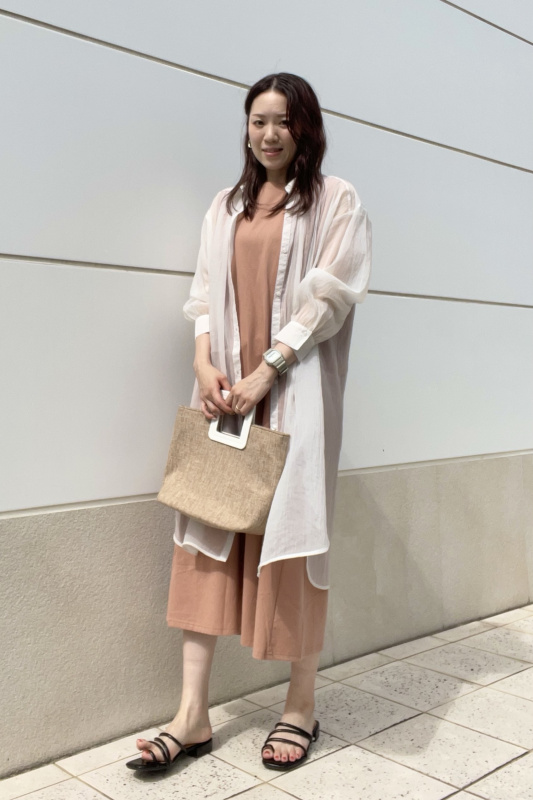 ショルダータックワンピース」のレディースのコーディネート一覧  