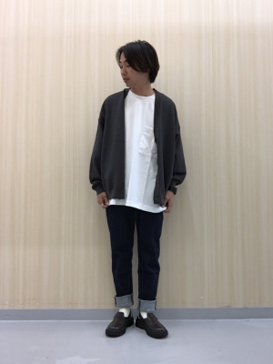 GU公式 | ストレッチスリムジーンズ(股下76cm)