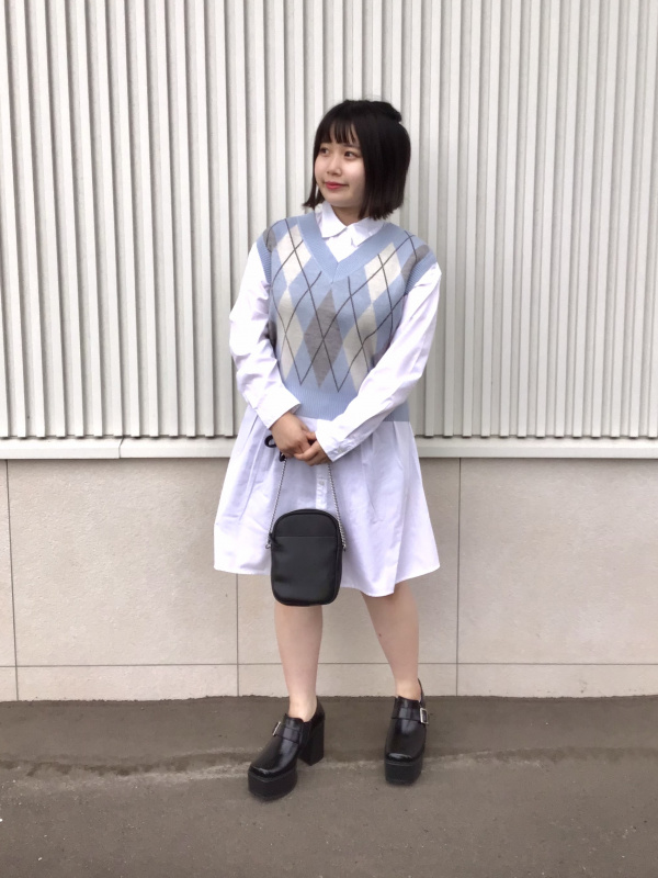 ジーユー アーガイルニットベスト GU(ジーユー)の「アーガイルニットベストYG+E」 - PARTE