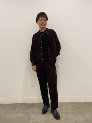 m.y.t★ GU公式 | コーデュロイリラックスフィットバンドカラーシャツ(長袖