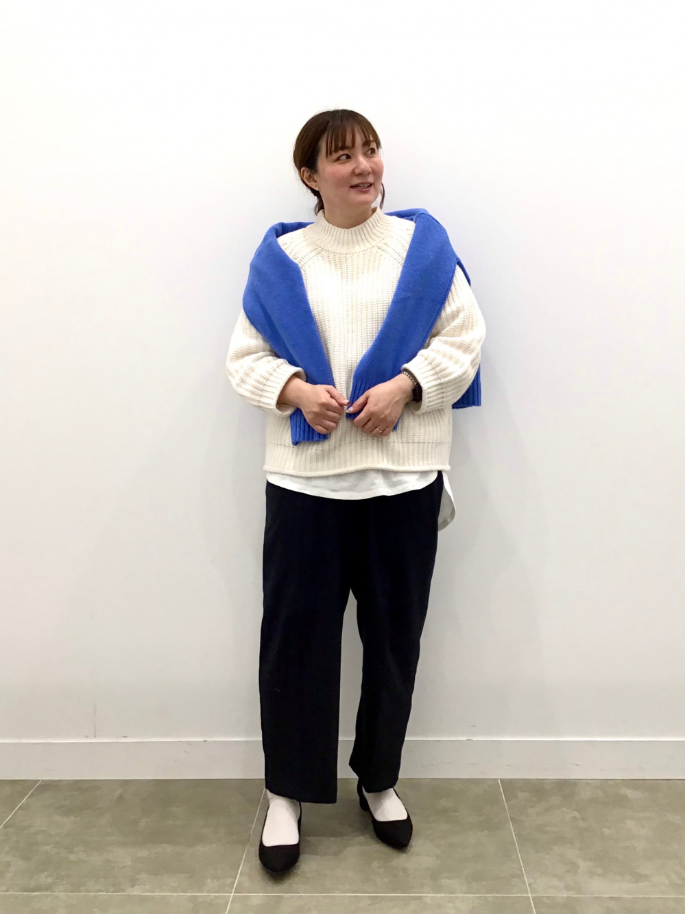 専用　2本おまとめ ツータックワイドテーパードパンツ(セットアップ可能)」の着用