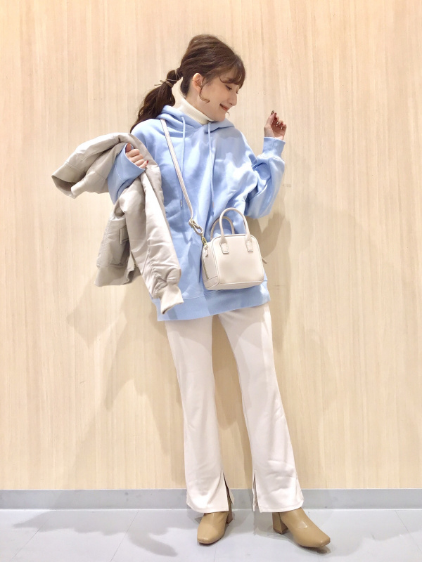 gu フリーシーフリースコンビネーションプルオーバー&ルイヴィトンバック