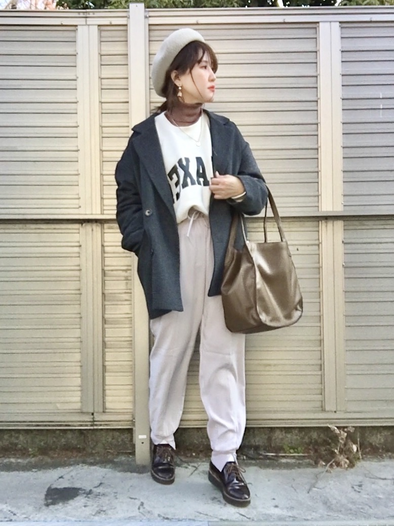 オーバーサイズダブルブレストジャケット(チェック)」の着用