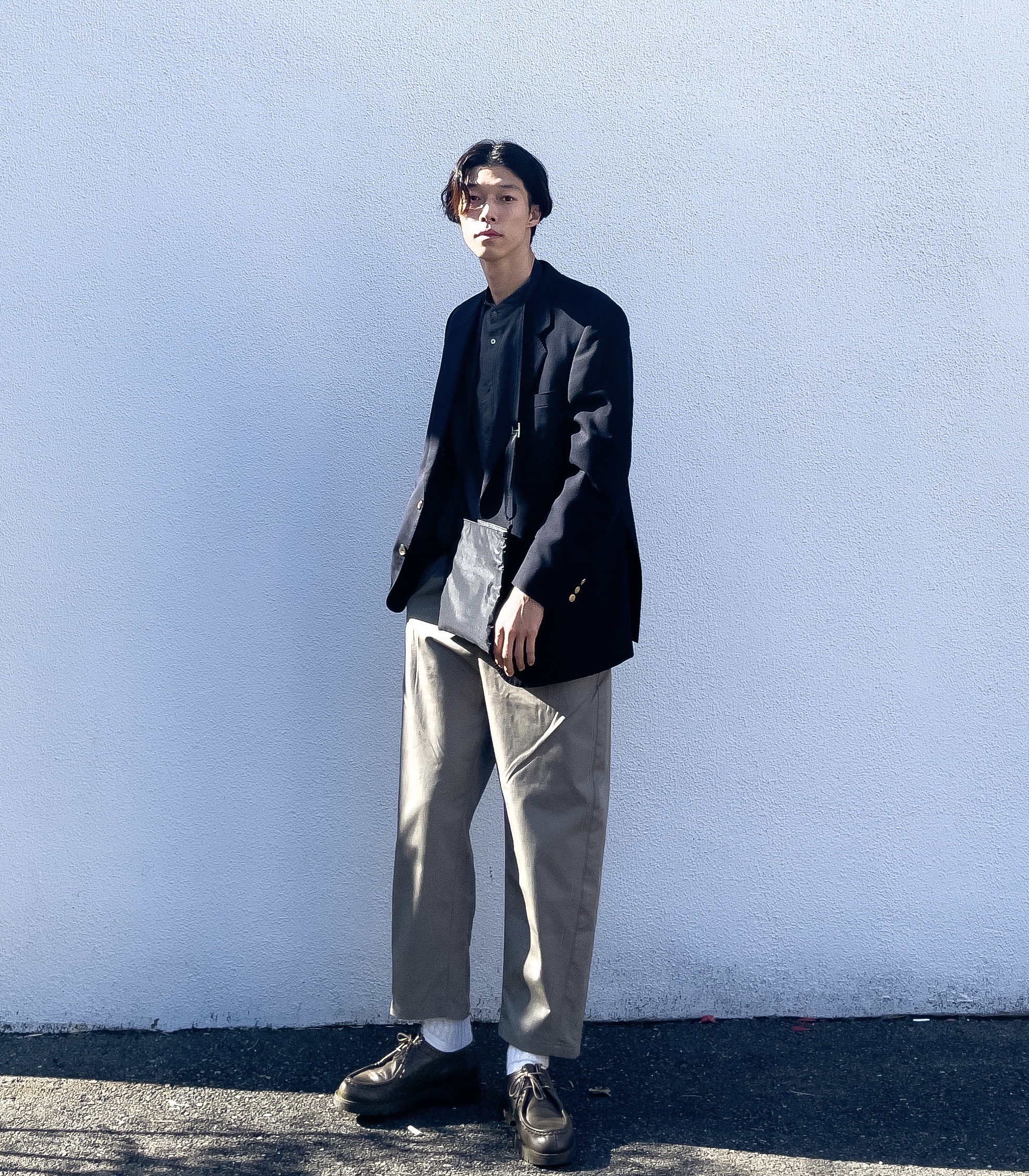 カーブタックパンツのコーデ Gu公式 Styling Book