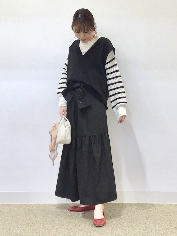 希望のＦ.細身 デニム ワイドストレートパンツ （デニムパンツ）｜TOMORROWLAND