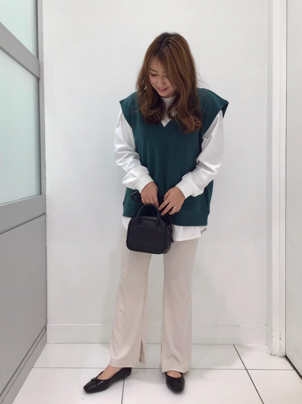リブスリムフレアパンツ」の着用コーディネート| ジーユー リブスリムフレアパンツ」の着用コーディネート| ジーユー
