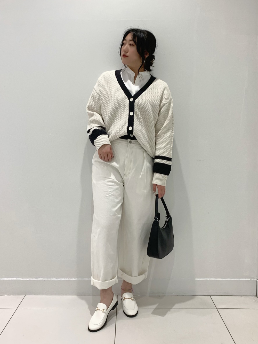 バイカラーVネックカーディガン(長袖)YG+X、2wayワンショルダー