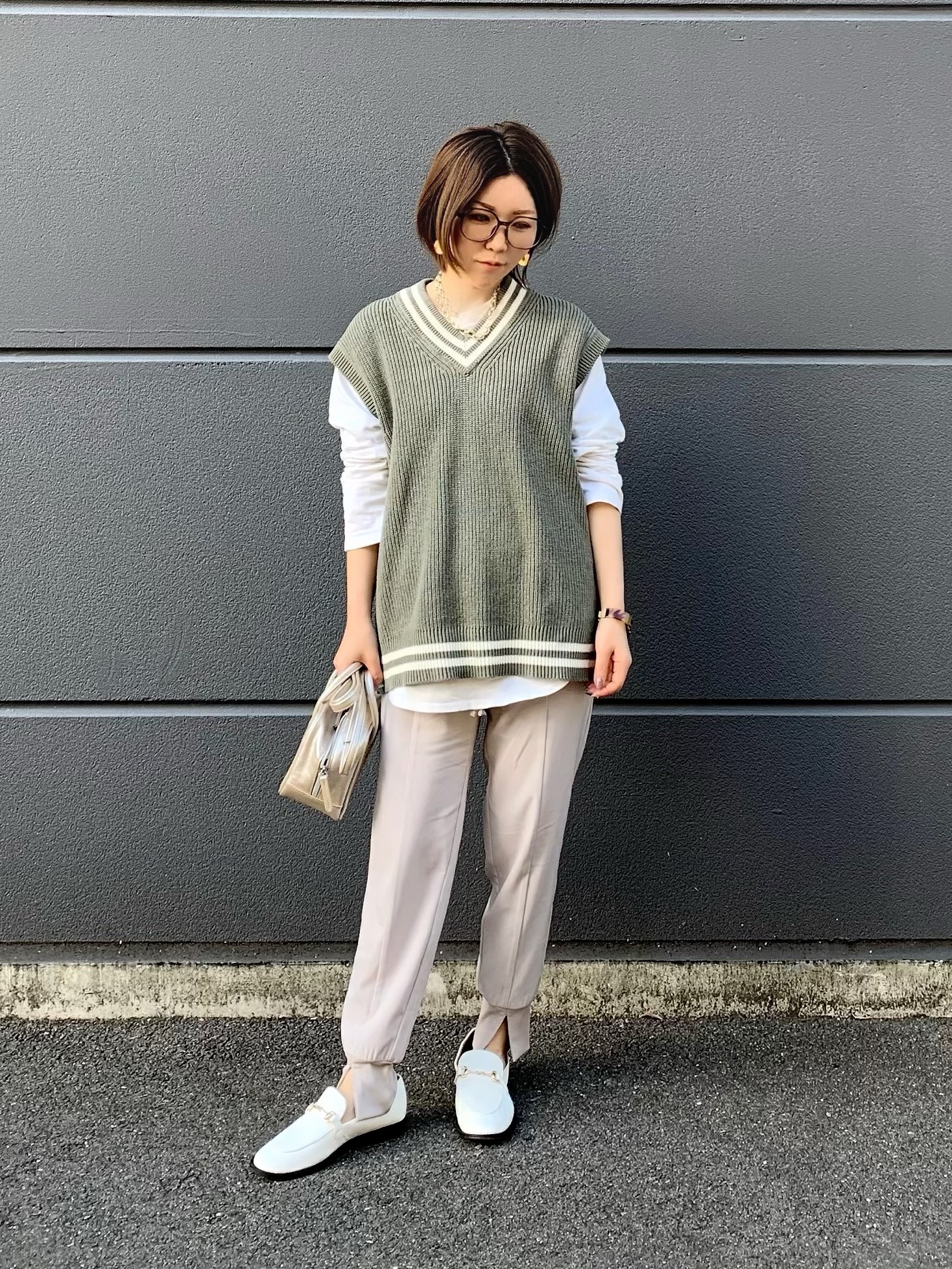 センターシームジョガーパンツqのコーデ Gu公式 Styling Book