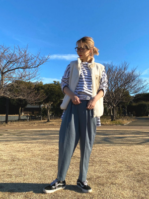 GU公式 | ツータックワイドテーパードパンツ(セットアップ可能)