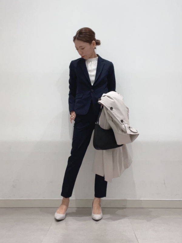 ハイウエストカラーストレートスラックス(丈標準69～73cm
