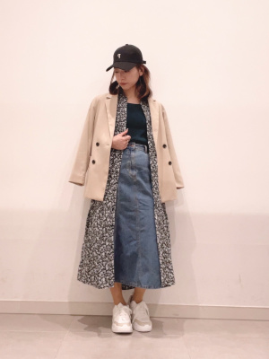 GU公式 | フラワープリントティアードシャツワンピース(長袖)