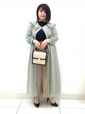 SALE❣️イフ ワンピース GU公式 | ラッフルフロントボタンワンピース(7分袖)