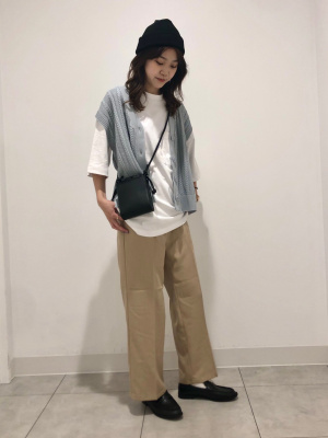 GU公式 | フロントボタンニットベスト