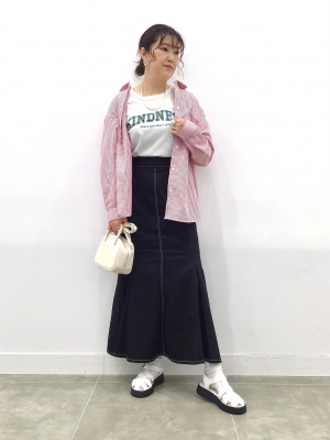 MIYABI_A クリアレッド GU公式 | ステッチマーメイドロングスカートQ