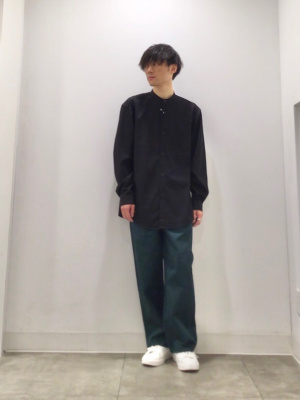 GU公式 | チノタックストレートパンツ