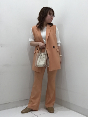 GU♡テーラードベストZ♡S size♡ベージュとブラックのセット売り GU♡テーラードベストZ♡S size♡ベージュとブラックのセット