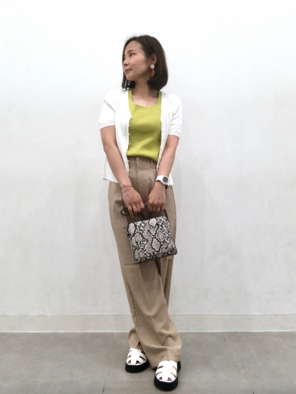 リブコンパクトカーディガン(半袖)（レディース）の着用コーディネート