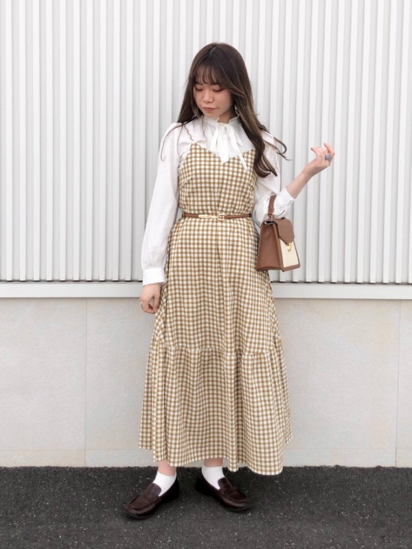 専用です！ Vネックアシメフリルブラウス【洗濯機洗い可】（シャツ