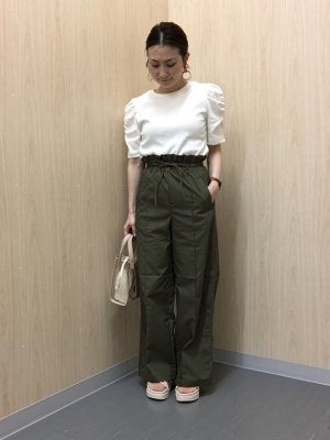 GU公式 | リブボリュームスリーブコンパクトT(半袖)