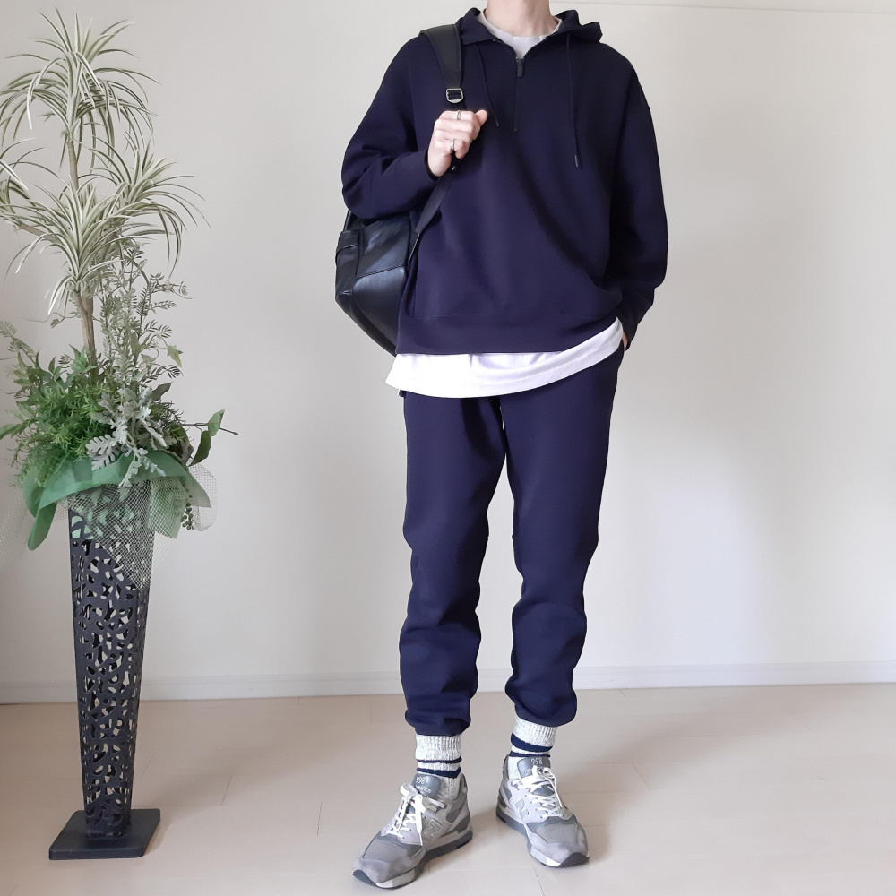 ルーズフィットT(5分袖)、シェフパンツ(セットアップ可能)」の