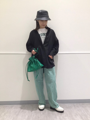 GU公式 | グラフィックT(半袖)(カレッジロゴ)