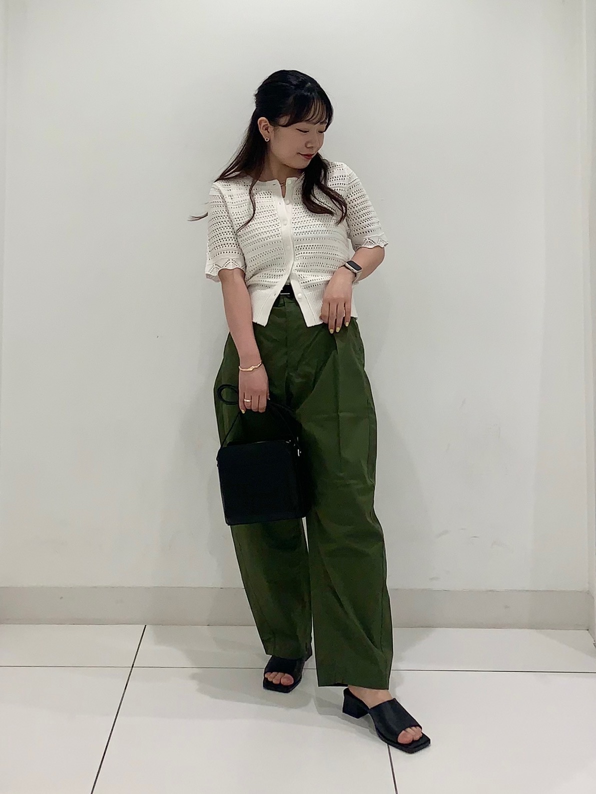 透かし編みカーディガン 半袖 のコーデ Gu公式 Styling Book