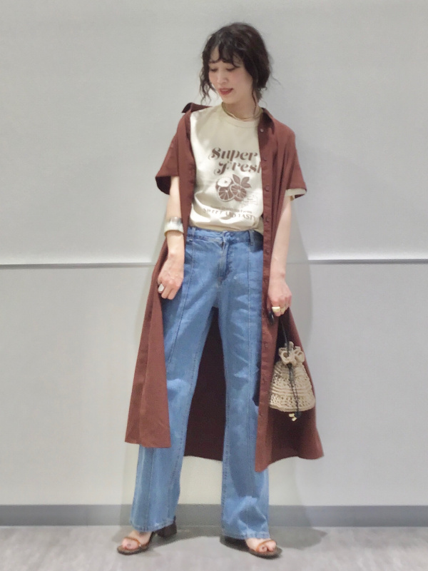 カラーシャツワンピース(半袖)、ザツザイミニショルダーバッグ