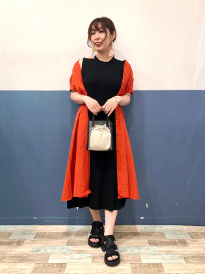 GU公式 | リブニットワンピース(ノースリーブ)Q