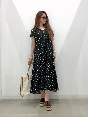 DABUWAWA キュート vネック ドット柄 長袖 スリムワンピース DABUWAWA キュート vネック ドット柄 長袖 スリムワンピース