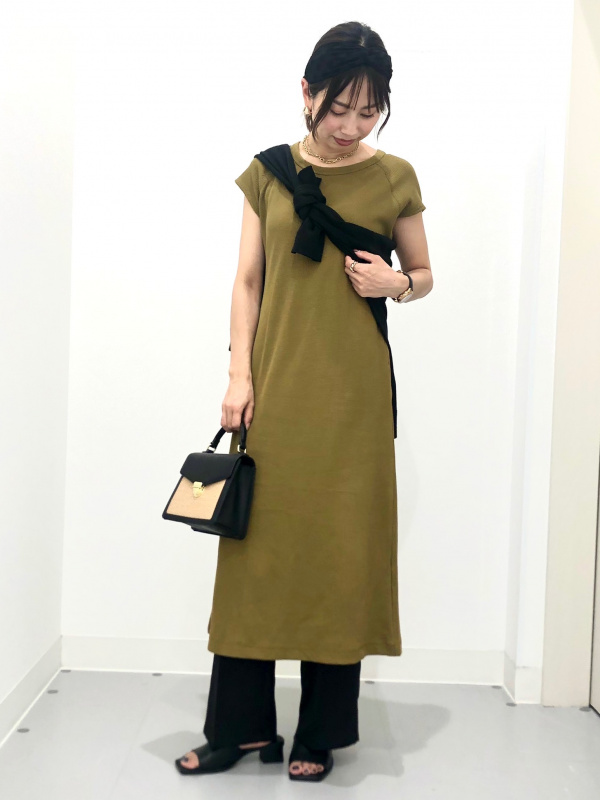 shige様ご確認画像 カラースラックス(丈標準69～73cm)（レディース）の着用コーディネート