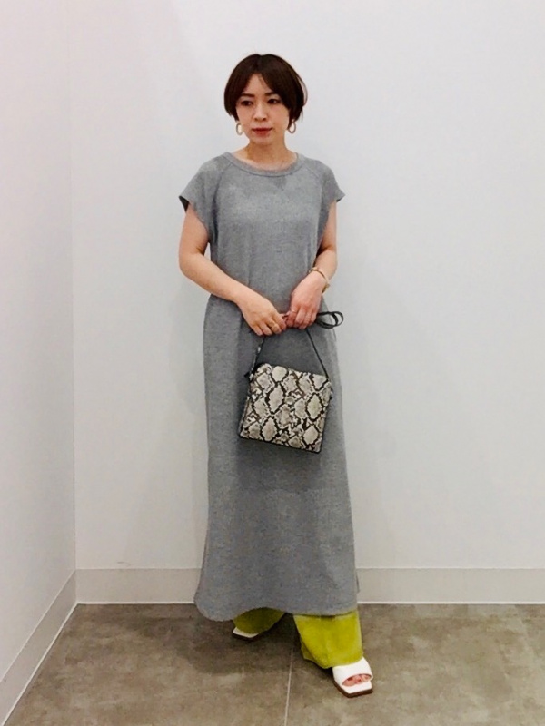 ドローストリングイージーワイドパンツ（レディース）の着用