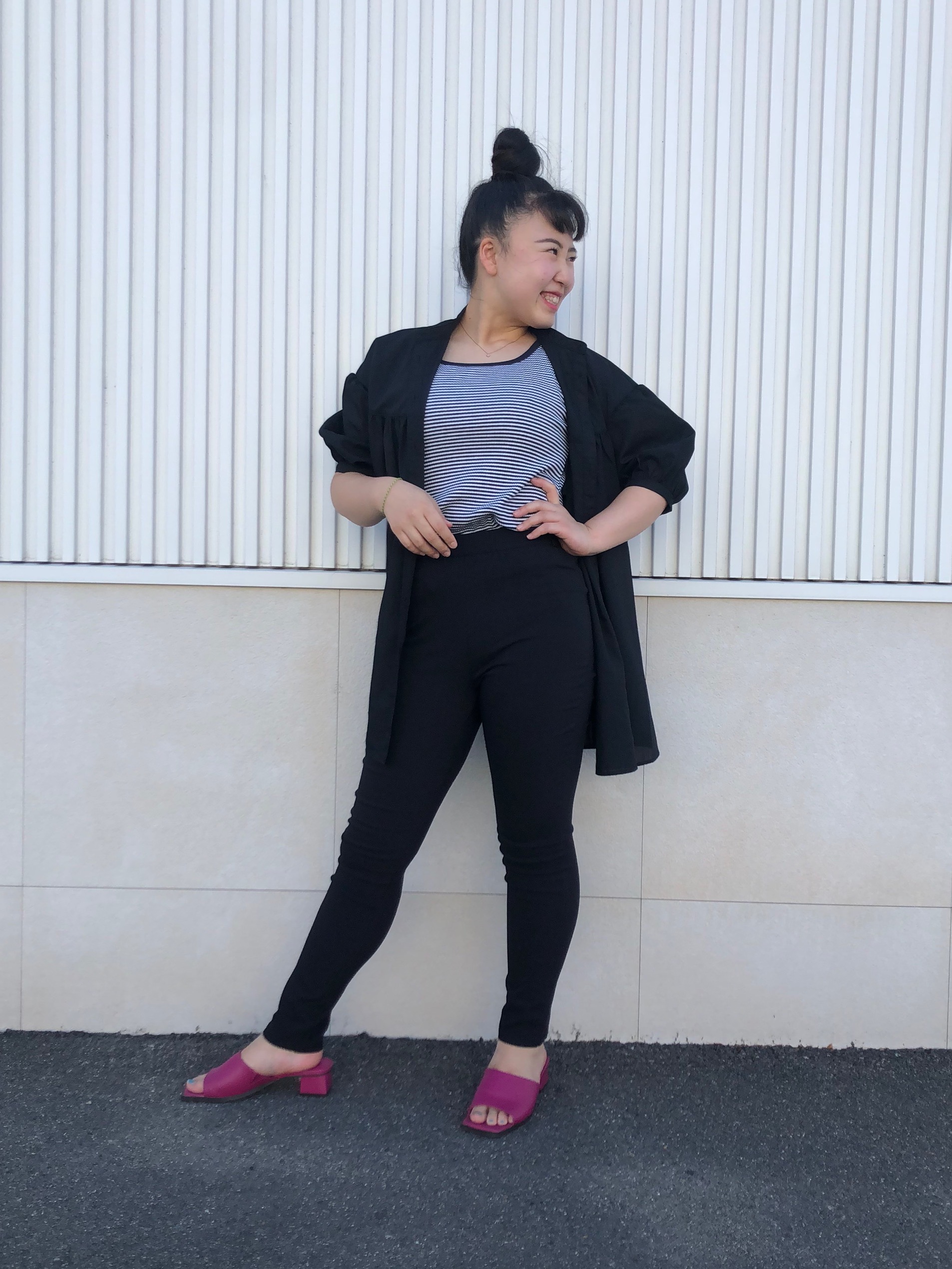 全国宅配無料 スーパーストレッチレギンスパンツ XXLサイズ 黒