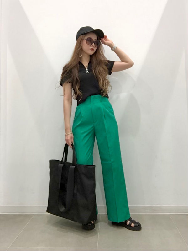美品✦マークアンドロナ✦CODEノースリーブベスト＆プリーツスカートセットアップ バックジップショルダータックプルオーバー(ノースリーブ