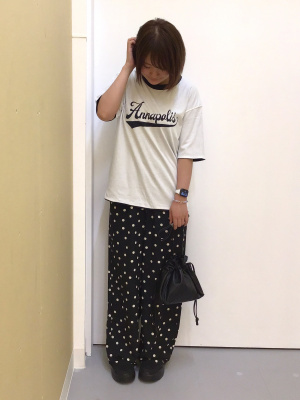 GU公式 | リバーシブルビッグT(5分袖)NT+E