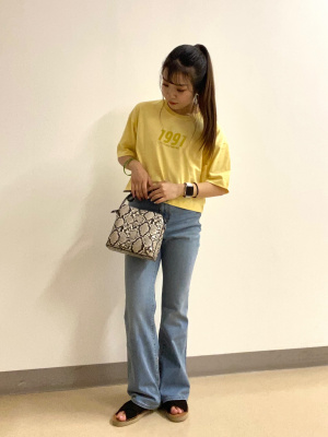 GU公式 | フレアジーンズC(丈標準72.0～76.0cm)