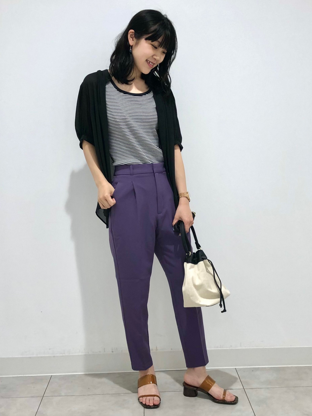 バルマカーンコート、クロップドスウェットプルオーバー(長袖)Q