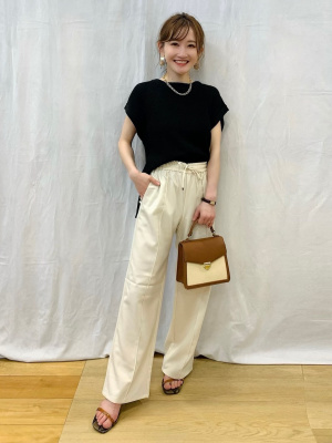 GU公式 | サイドスリットフレンチスリーブセーター